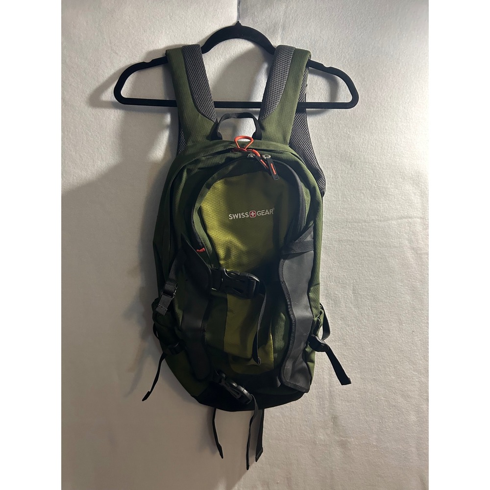 SwissGear Hiking Backpack Green Ripstop Daypack Outdoor Travel Bag Mens